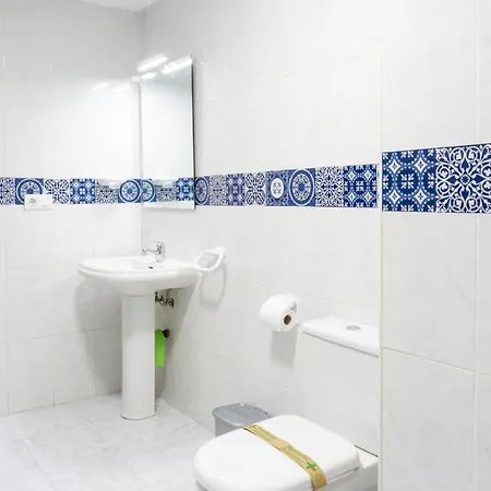 Picasso Flat *